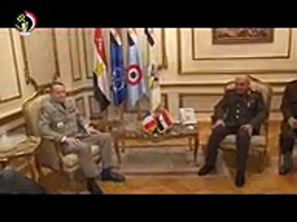 ‫القائد العام ورئيس الأركان يلتقيان رئيس هيئة أركان الجيش الفرنسى‬