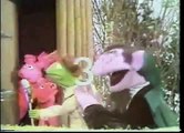 Sesame Street News Flash: The Count counts the 3 pigs