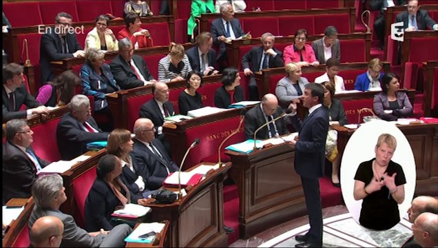 Baisse des dotations aux collectivités : Manuel Valls recadre l'UMP sur les impôts locaux