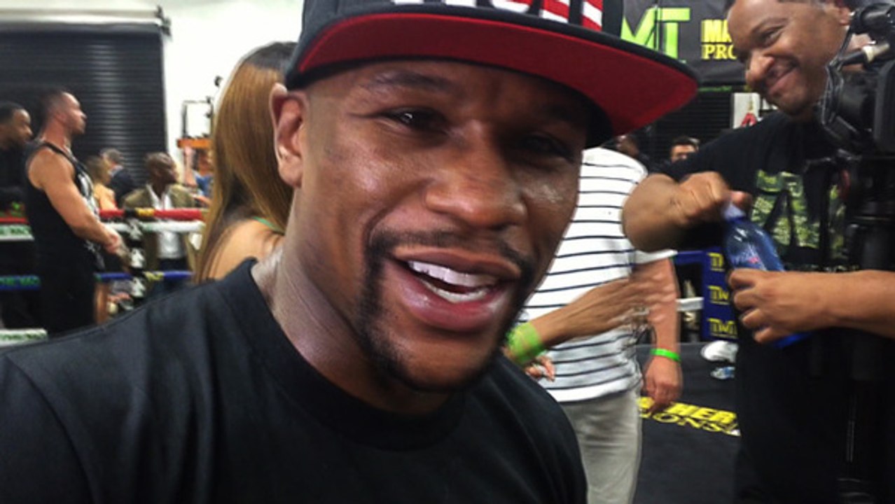 Floyd Mayweather -- SORRY JAY Z ... Not Going to Your Party