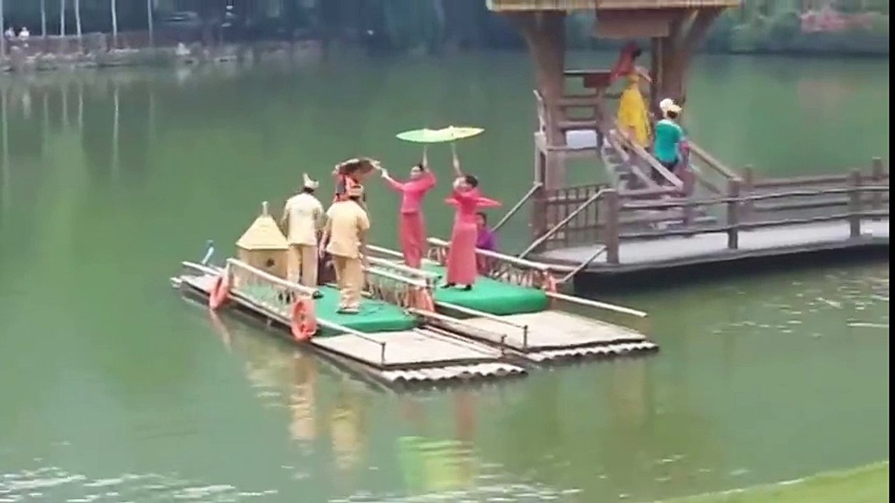 Beauti Full Parrots