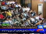 Student Questions made PMLN's Abid Sher Ali Speechless in a Live Show