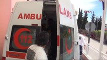 Adana Zorla Girmek İstedikleri Okulun Müdürünü Hastanelik Ettiler