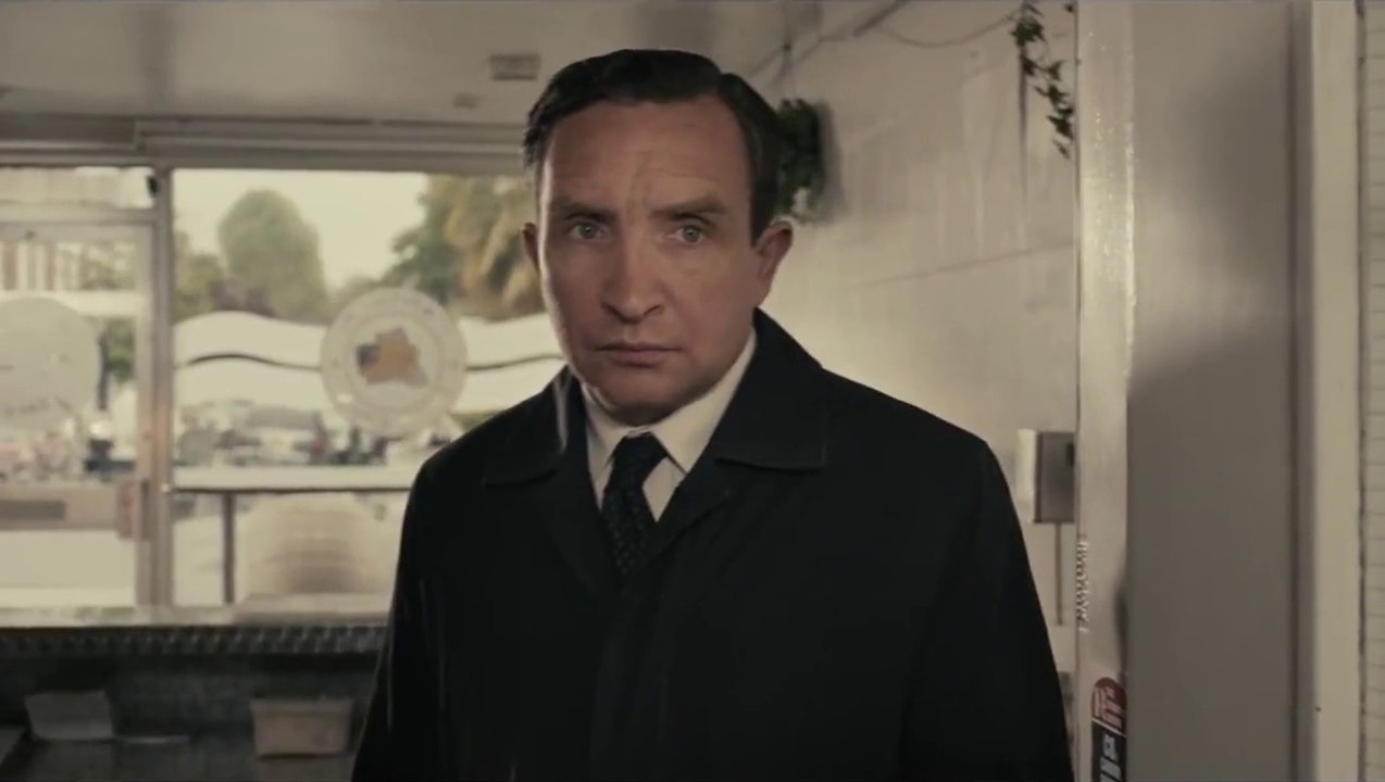 UNE BELLE FIN (Still Life) - Extrait "J'aime mon travail" [VOST|HD] (Uberto Pasolini, Eddie Marsan)