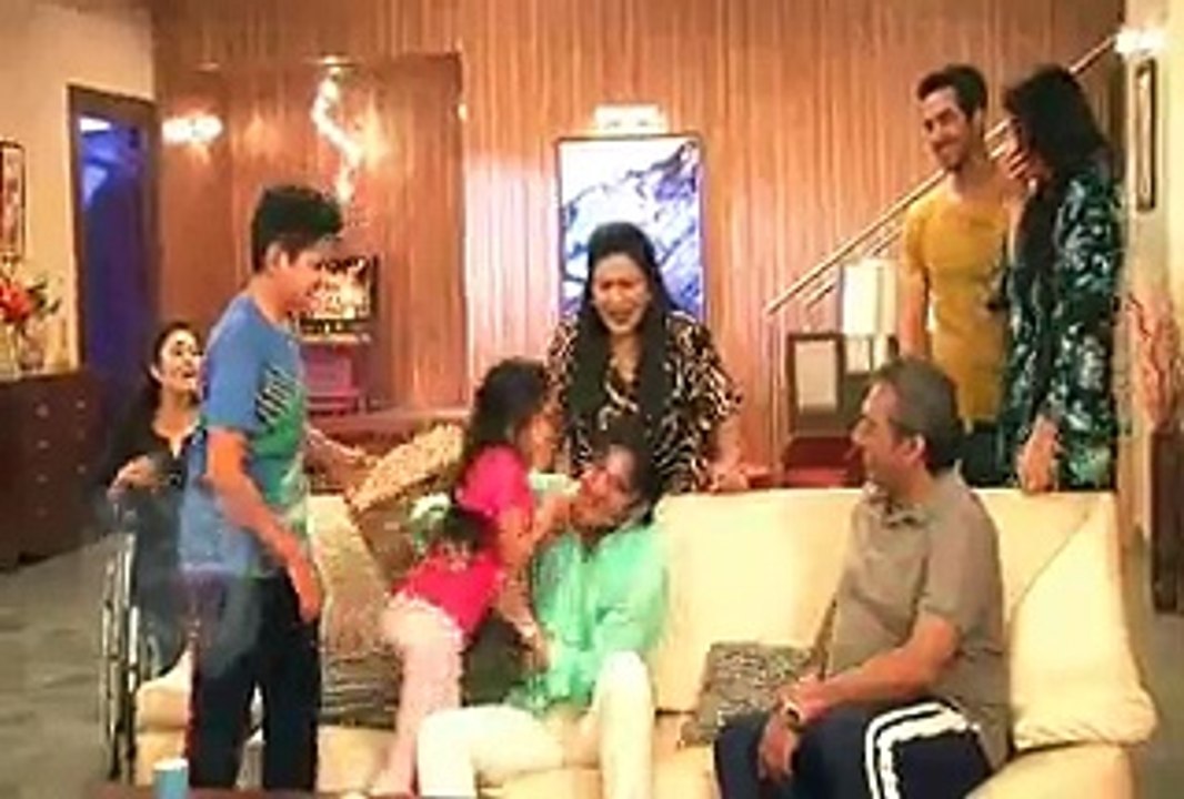 Yeh Hai Mohabbatein Ruhi Ne Kiya Raman Par Jan Leva Hamla 15th April 2015