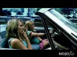 MojoFlix_Hilary-And-Haylie-Duff-Our-Lips