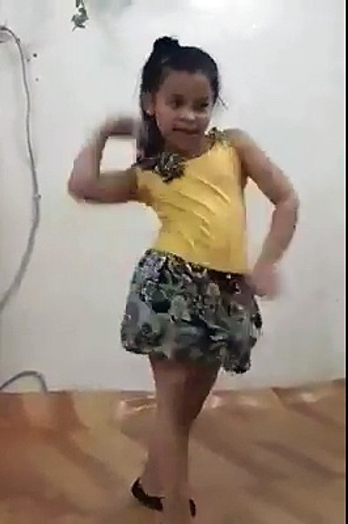 Talented Girl- Bollywood Style - Bollywood Girl Dance