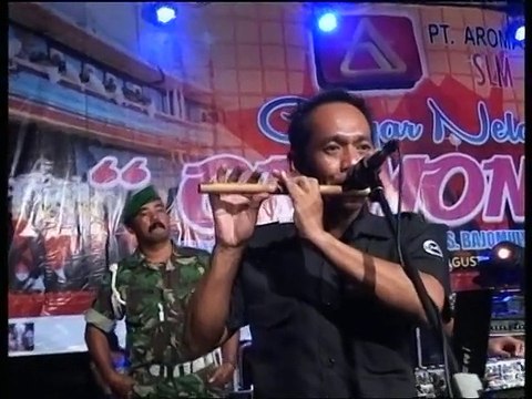 Dasi & Gincu - Lusiana Safara MONATA PESTA LAUT BAJOMULYO