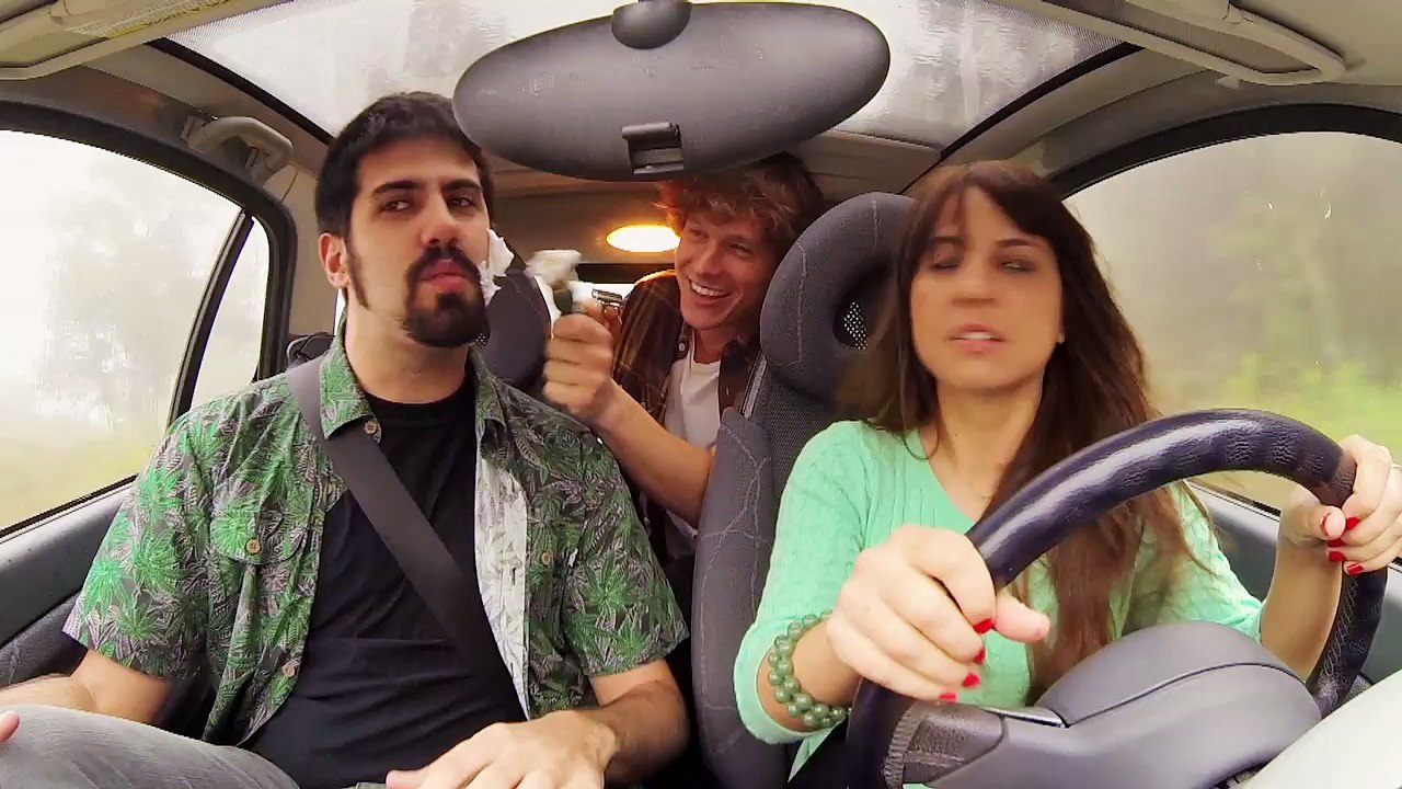 159 Autobombo (Dir. Carmen Flaqué Alías/ Xavi Martínez Negre)