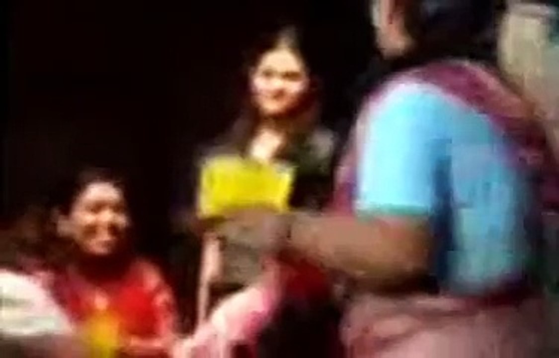 malluu hoot desi midnight masala Bgrade movie scene Mallu aunty  ho0t bed compilations clip10