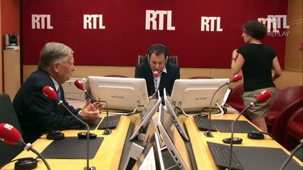 Alain Duhamel : "L'UMP change de nom pour symboliser le renouveau de la droite"