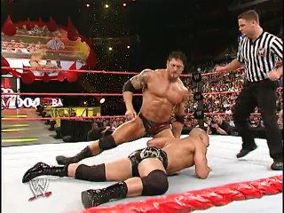 Batista vs. Maven - WWE Bad Blood 2004 🔥