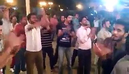 ایم کیو ایم کی مہاجر بلّی تھیلے سے با ہر -MQM Decides to Go Back to Mohajir Card to Confront PTI in NA-246 Election - Watch This Video