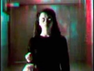 ASSUSTADOR! Não Olhem Nos Olhos Desta Menina