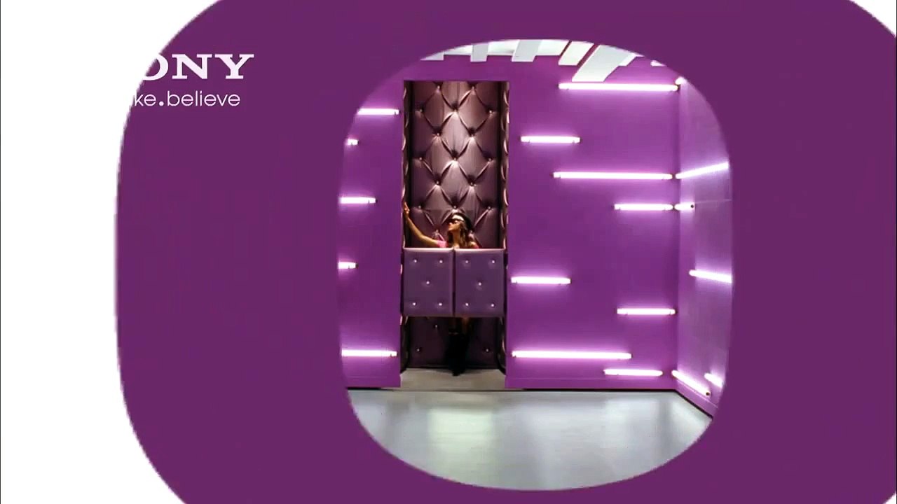 Deepika padukone in Sony Cyber shot Super Zoom (TV Commercial)