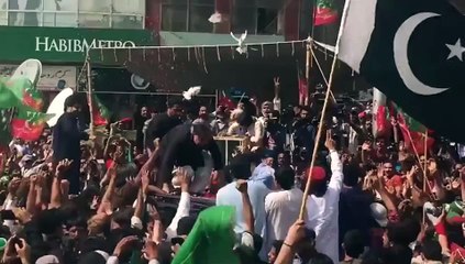 Fearless Imran Khan Welcomed In The Heart Of NA-246 - Brave Hd Zone