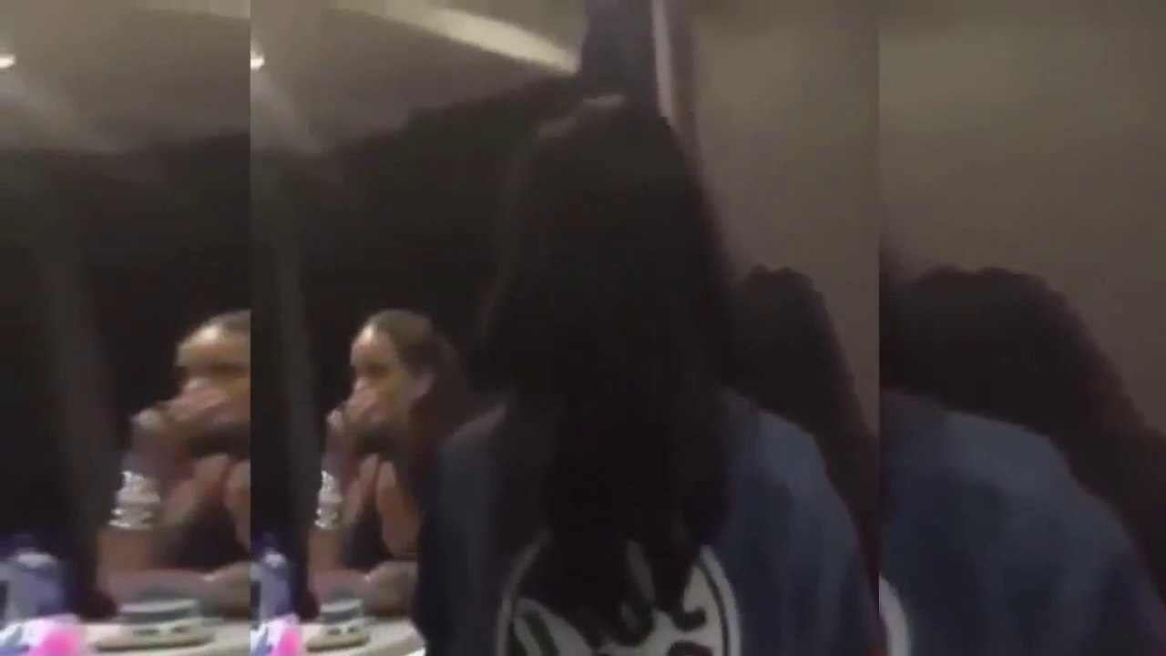 Rihanna Snorting Cocaine in Coachella 2015 [Full video]