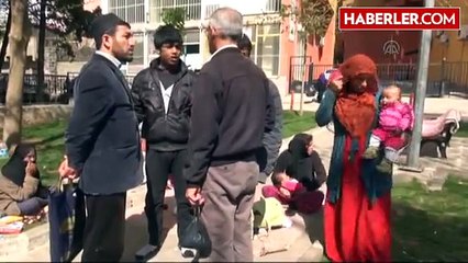 Sokakta Kalan Suriyeli Aile Parka Sığındı