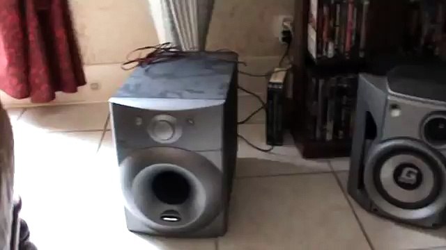 Philips FW570C hifi system + caisson subwoofer (1)