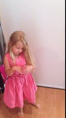 Comment coiffer sa fille en 17 secondes !!