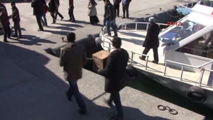 Van Akdamar Adası'ndan Toplanan Tavşanlar Doğaya Salındı