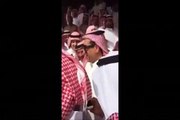 وزير التعليم السعودي عزام الدخيل مع المراجعين