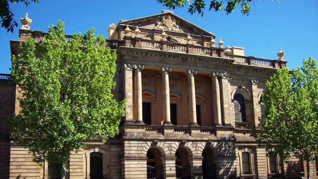 Kayla Itsines Sues Durianrider & Freelee: The Facts