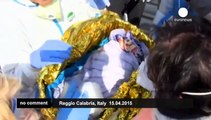 New born baby among hundreds of migrants rescued of Italian coast
