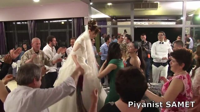 Piyanist SAMET - BULGARİSTAN HOTEL KIRDJALİ DÜĞÜN