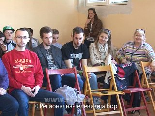 Gimnazijalci realizuju projekat "Mi smo budućnost", 16. april 2015. (RTV Bor)