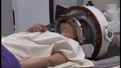 Realizada con éxito primera intervención en España de temblor esencial sin abrir el cráneo