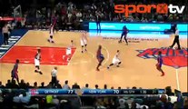 Reggie Jackson'dan müthiş smaç