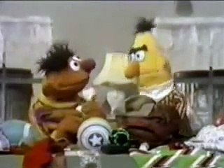 Classic Sesame Street - Ernie cleans up to TMBG music