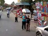 شباب مليج يشاركون فى سلسلة دعم مرسى على الطريق الزراعى