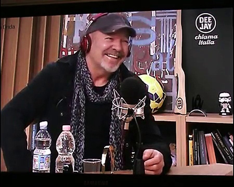 ---Vasco a Deejay Chiama Italia 16-4-2015 parte 1