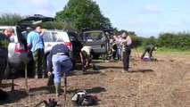 ROMAN SOLDIERS SILVER COIN HOARD FOUND METAL DETECTING  RECORDED LIVE.