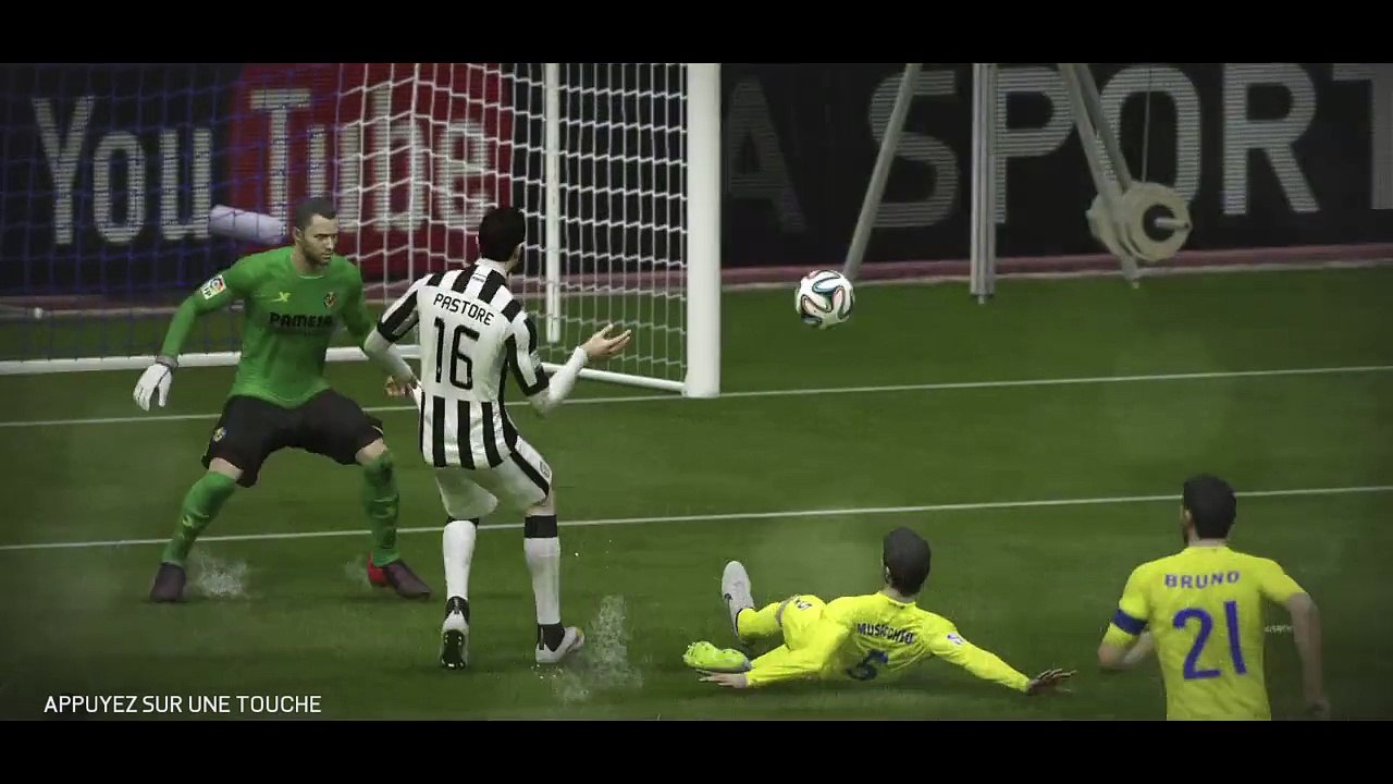 FIFA 15_Pastore coup franc