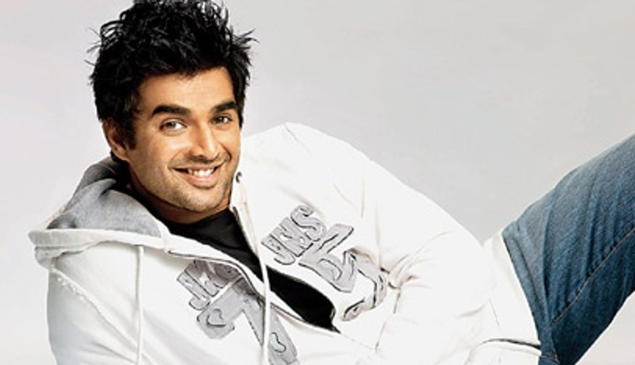 Madhavan back in Tamil - 123 Cine news - Tamil Cinema News
