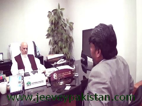 Ch. Elahi Bakhsh President (Ch. Rehmat Ali Memorial Society) talking with Mr. Waheed Jang of Jeevey Pakistan News. (2