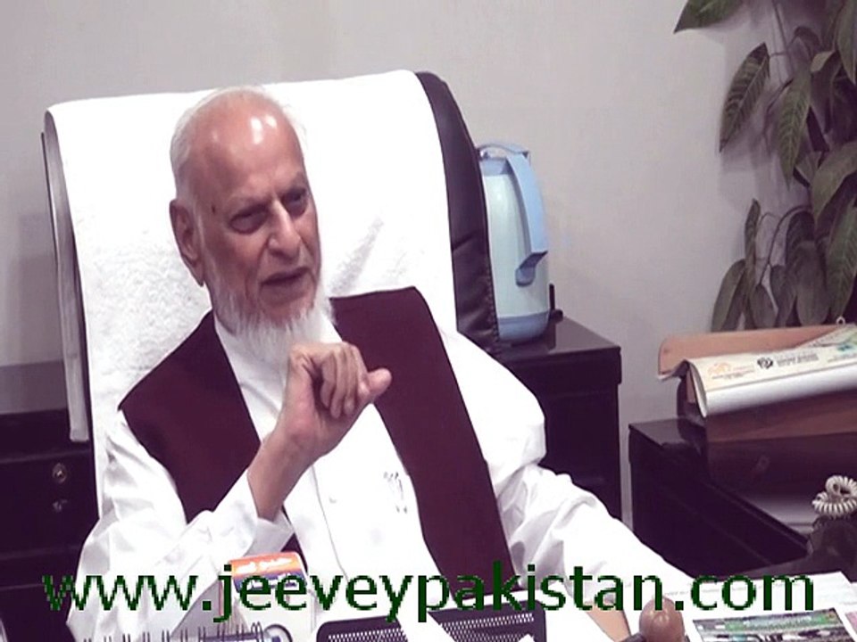 Ch. Elahi Bakhsh President (Ch. Rehmat Ali Memorial Society) talking with Mr. Waheed Jang of Jeevey Pakistan News. (3