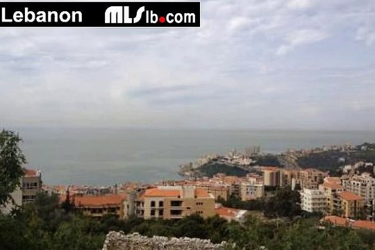 Apartment for sale in kfarhbeib Kesrouane 580 m2