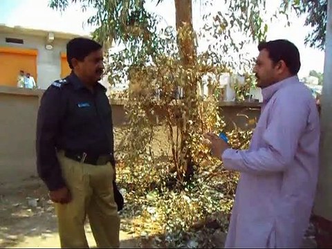 Sinjhoro : Anees Laghari( Senior Journalist ) And SHO Sinjhoro At GBH School Sinjhoro On 16-04-2015