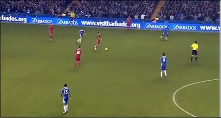 Luis Suárez ya había dejado en ridículo a David Luiz con huacha