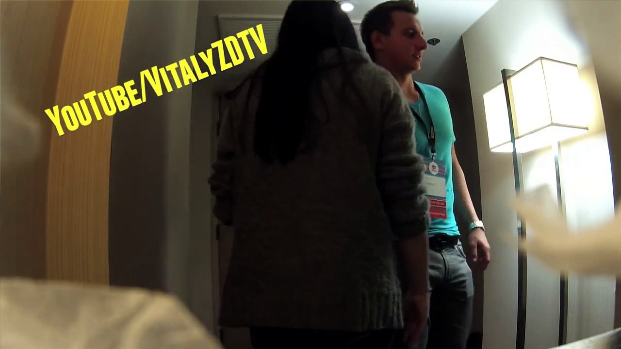 HANDCUFF SEDUCTION PRANK