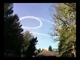 **AMAZING** Best footage Chemtrails 2010 Timelapse England London - Debunk this!