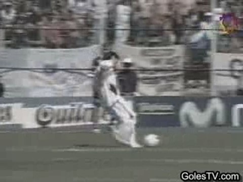 (0-1) - 21m Uglessich (Velez Sarsfield)