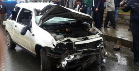 Trabzonsporlu Belkalem, Trafik Kazası Geçirdi Ölümden Döndü