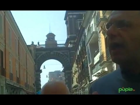 Aversa (CE) - Lavori in Via Roma, protestano i commercianti (15.04.15)