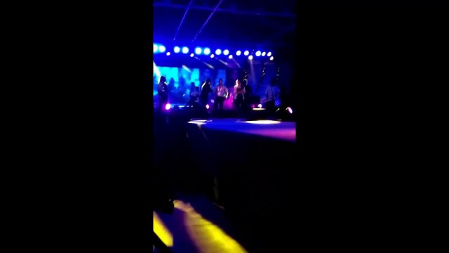 Mika Singh Slaps His Doctor Fan During The DOS Conference at Delhi