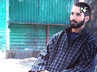 Bollywood celebs and their off beat avtar